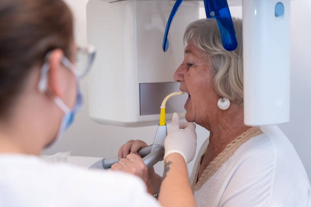 Best Emergency Dental Extractions in Loudonville, OH